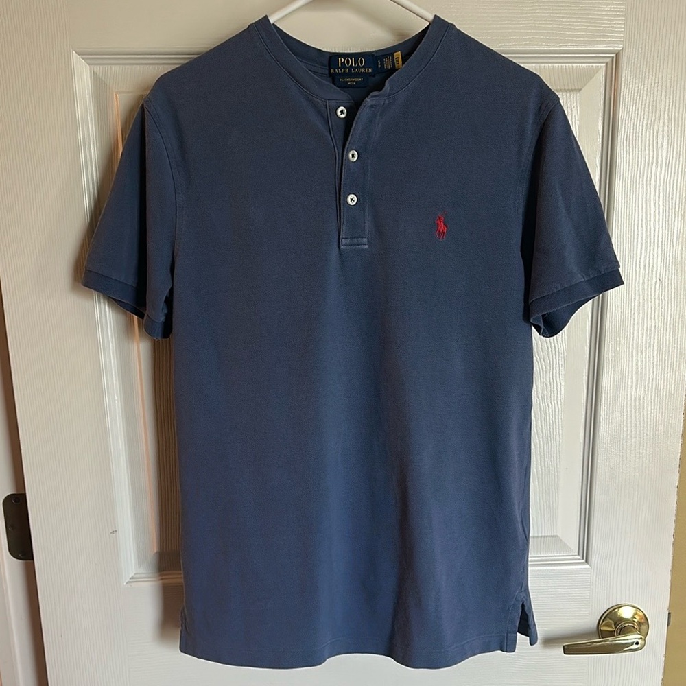 Ralph Lauren Men's Polo Henley Shirt in Navy Blue Mesh EUC